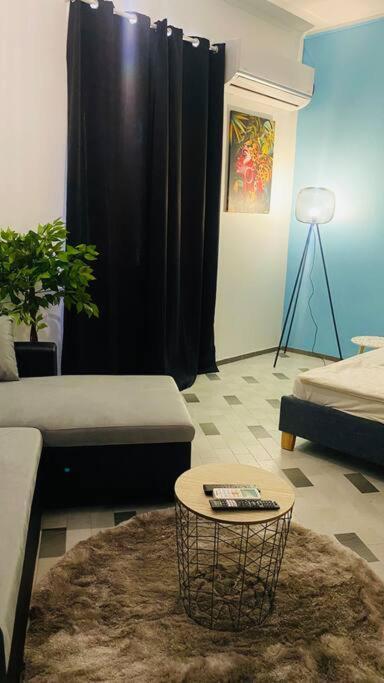 Urban Zen Appart Spacieux Studio Atypique Avec Bain A Remous Proche De Tout Pointe-à-Pitre Zewnętrze zdjęcie