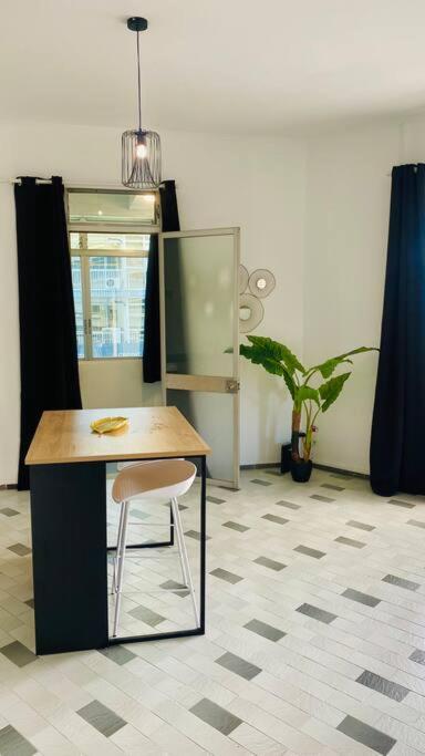 Urban Zen Appart Spacieux Studio Atypique Avec Bain A Remous Proche De Tout Pointe-à-Pitre Zewnętrze zdjęcie